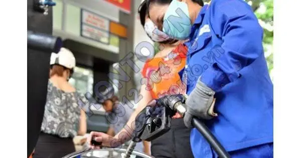 Giá xăng trước áp lực tăng mạnh