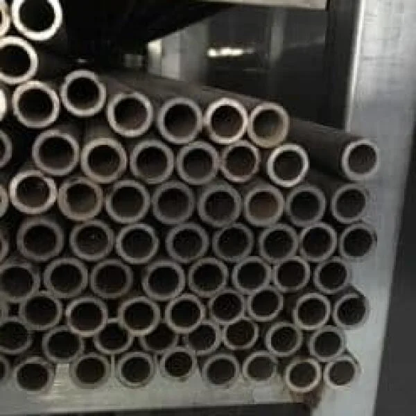 Giá ống inox phi 16